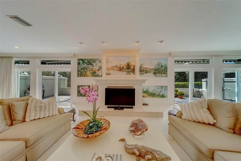 Fireplace, Interior, Living room, Recessed Lighting