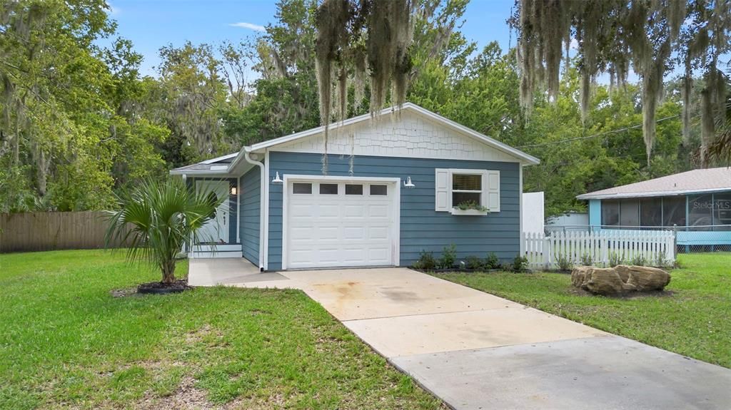 Backyard, Detached Garage, Exterior