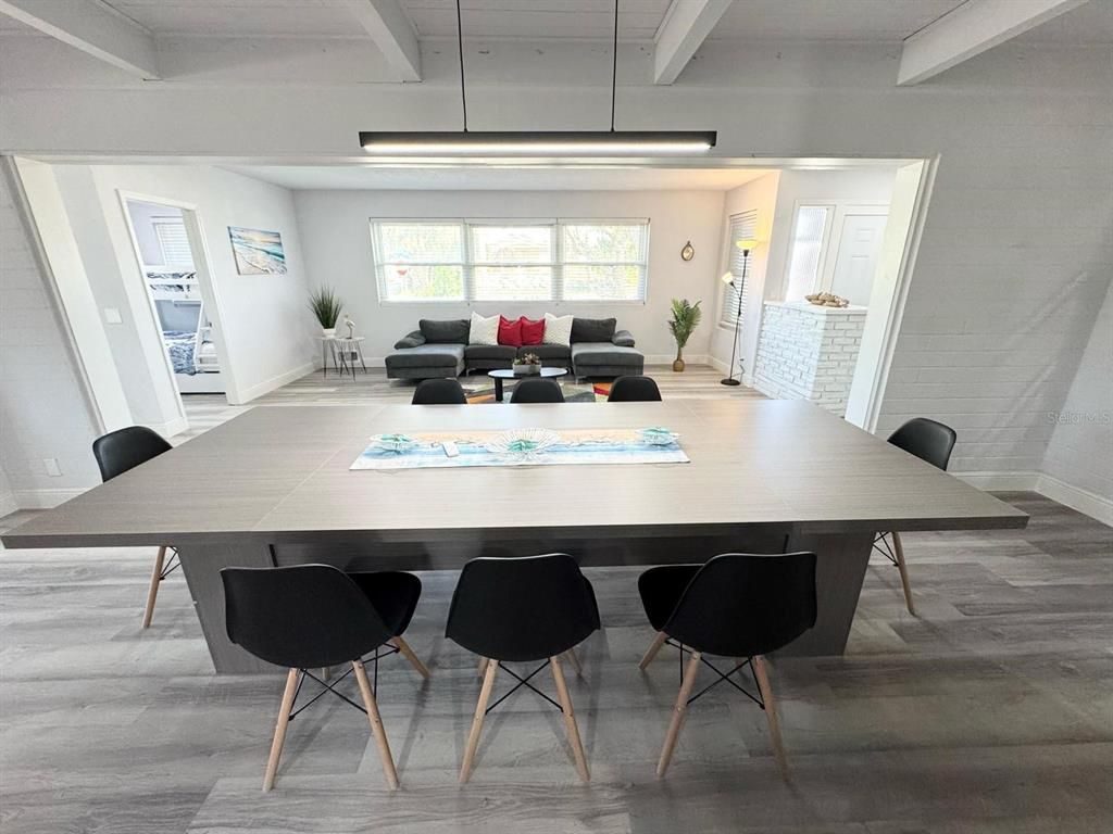 Dining room, Interior, Living room, Pendant Lights, Wood Texture Flooring