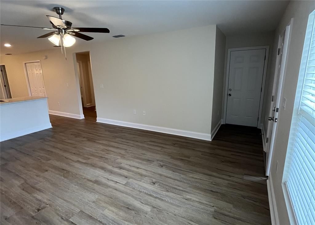 Empty room, Interior, Recessed Lighting, Wood Texture Flooring