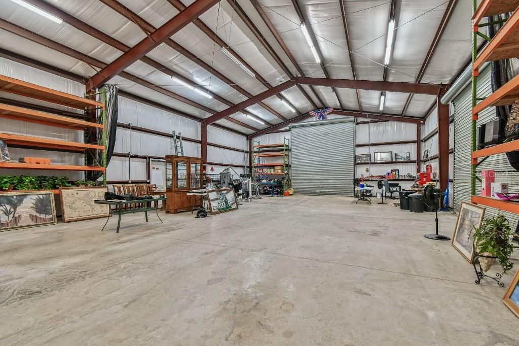 Garage, Interior