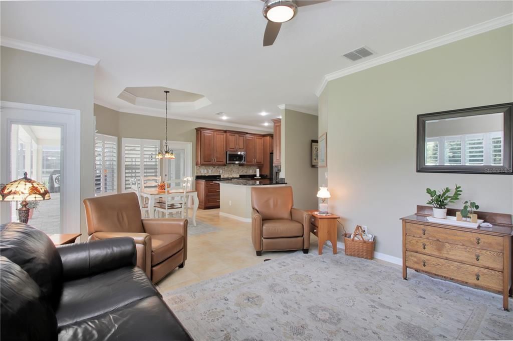 Dining room, Interior, Kitchen, Living room, Pendant Lights, Recessed Lighting, Stainless Steel Appliances