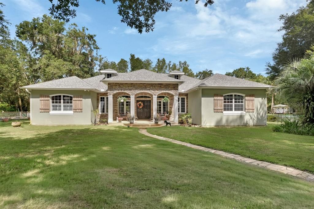 Backyard, Exterior, Facade, French Provincial