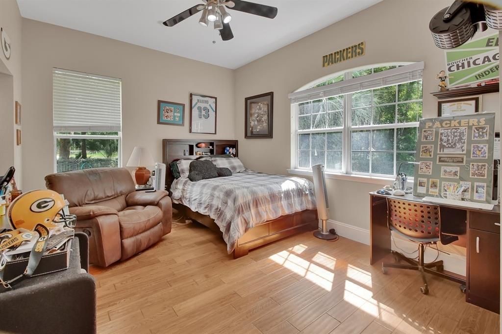 Bedroom, Home Office, Interior, Wood Texture Flooring