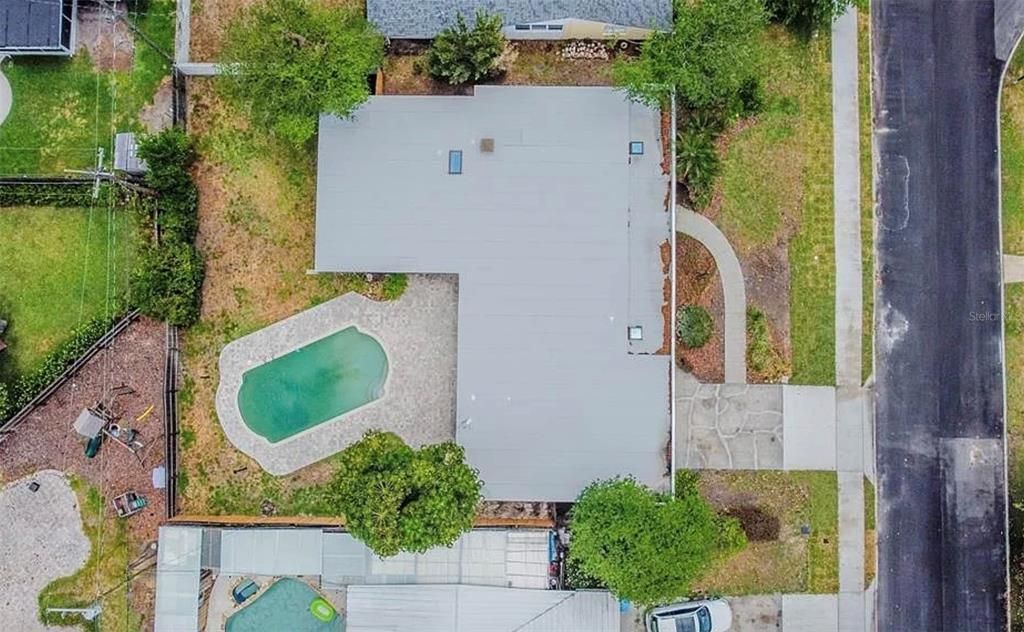 Exterior, Drone