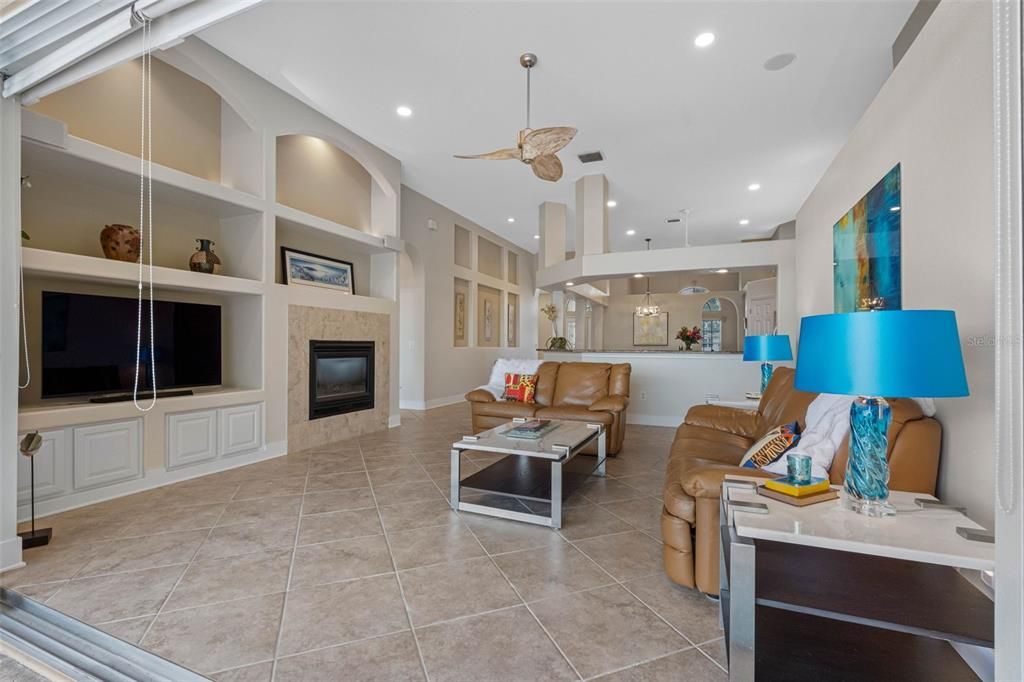 Fireplace, Interior, Living room, Pendant Lights, Recessed Lighting