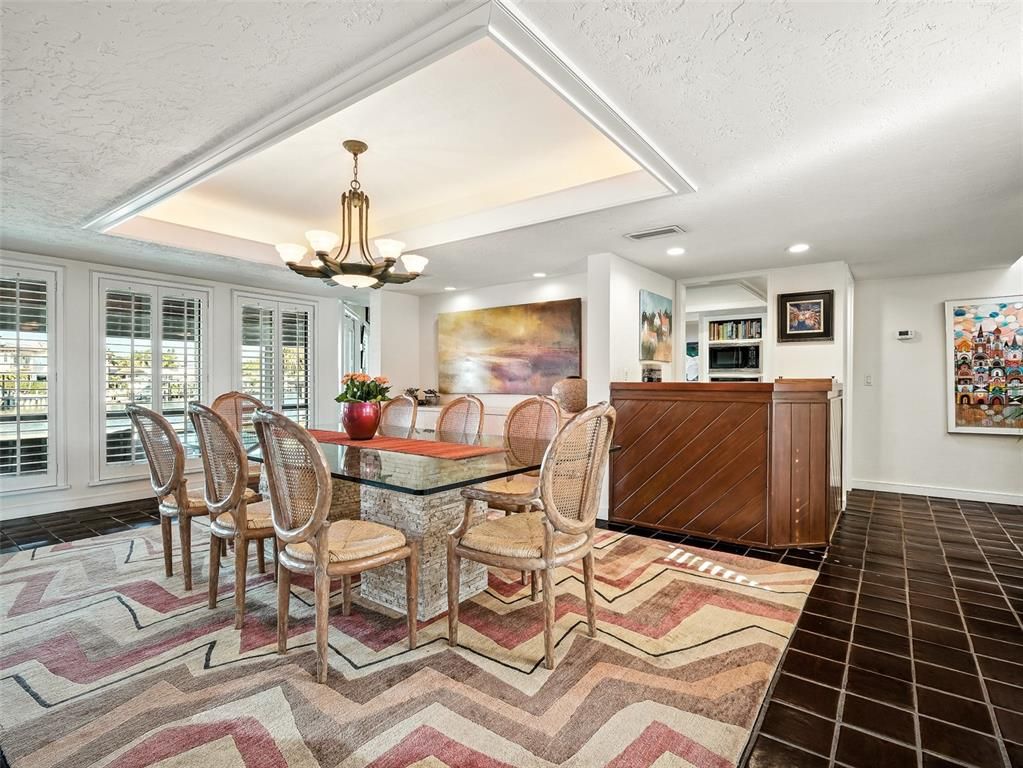 Chandelier, Dining room, Interior, Recessed Lighting