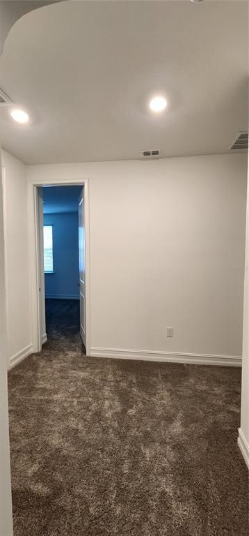 Empty room, Interior, Recessed Lighting