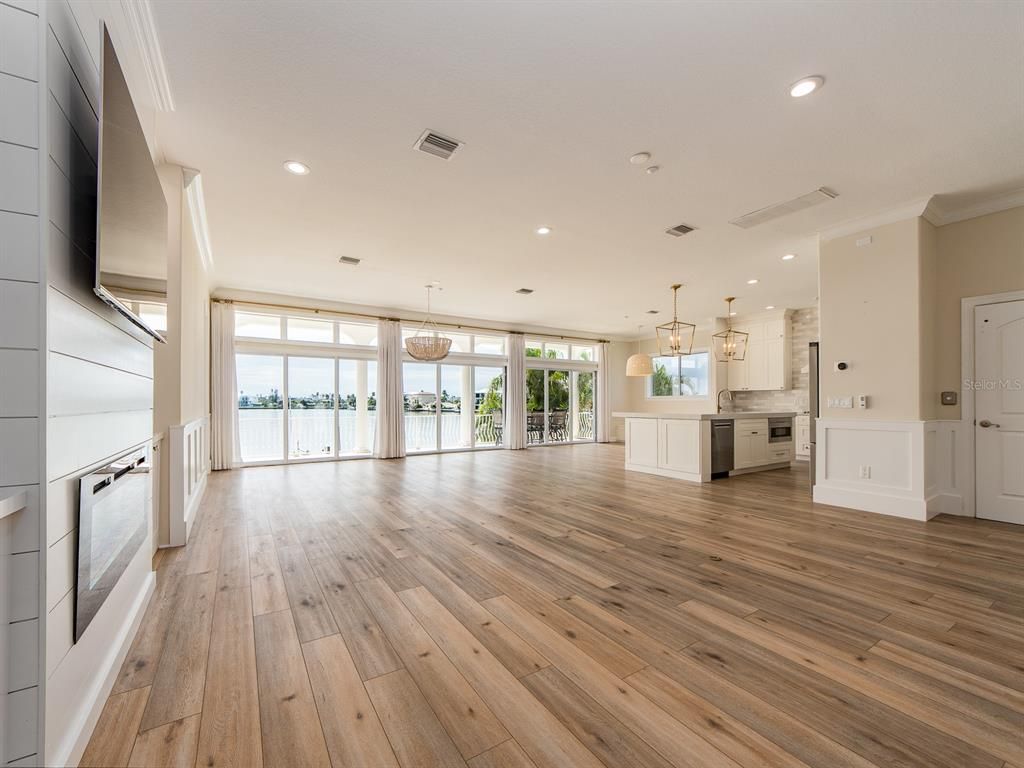 Chandelier, Interior, Kitchen, Pendant Lights, Recessed Lighting, Wood Texture Flooring