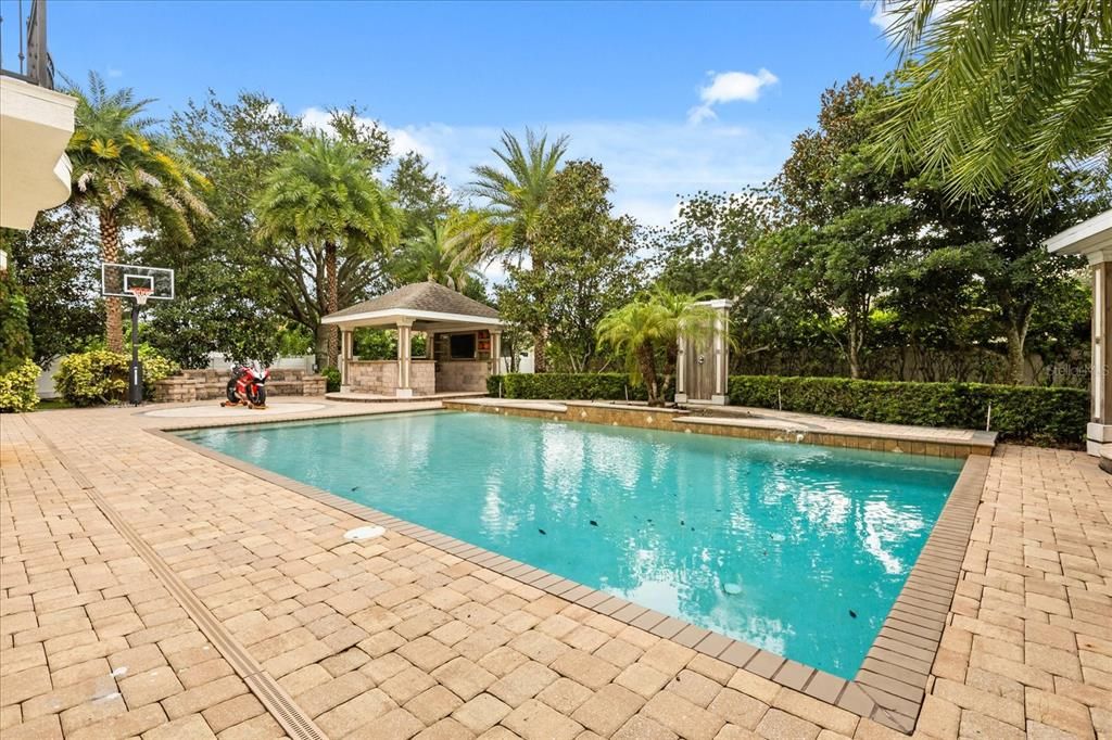 Exterior, Pool