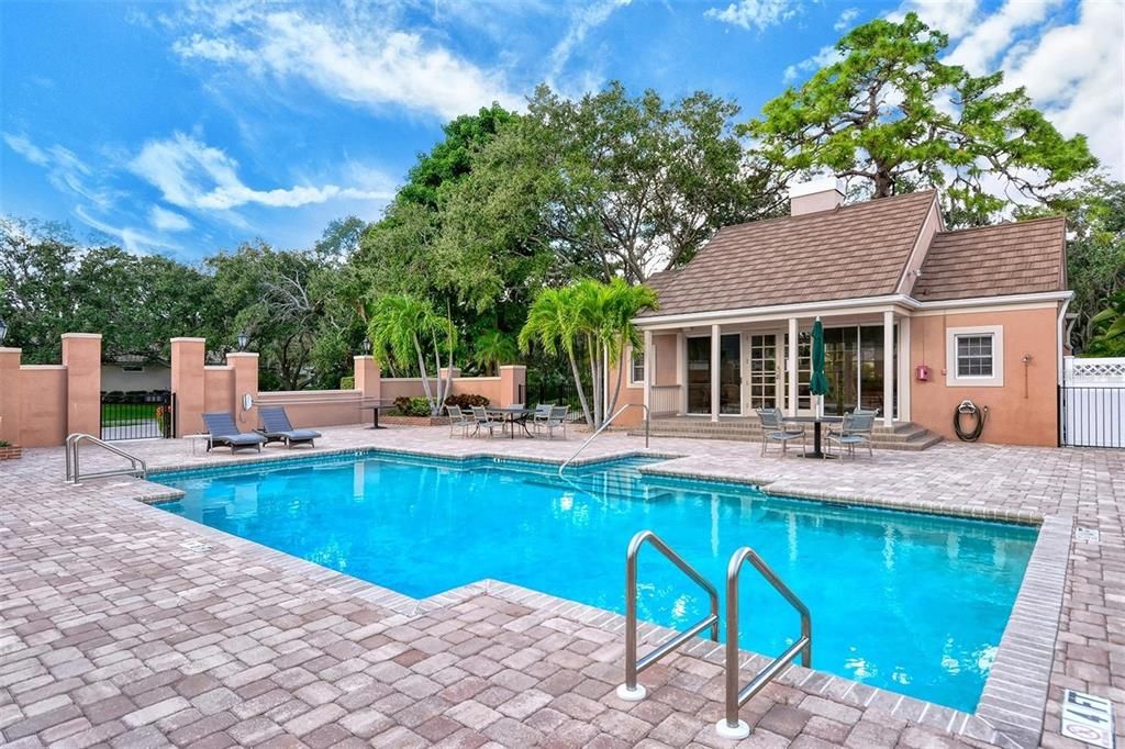 Exterior, Pool