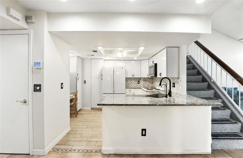 Interior, Kitchen, Recessed Lighting