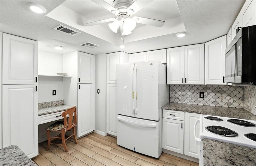 Interior, Kitchen, Recessed Lighting, Wood Texture Flooring