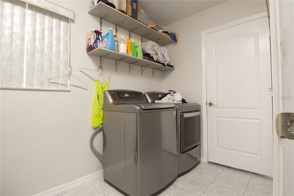 Interior, Washer
