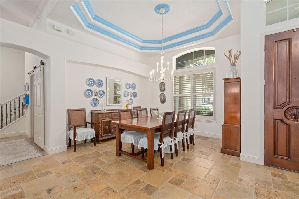 Chandelier, Dining room, Interior, Pendant Lights