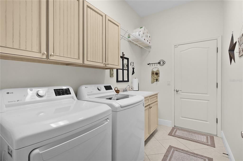 Interior, Washer