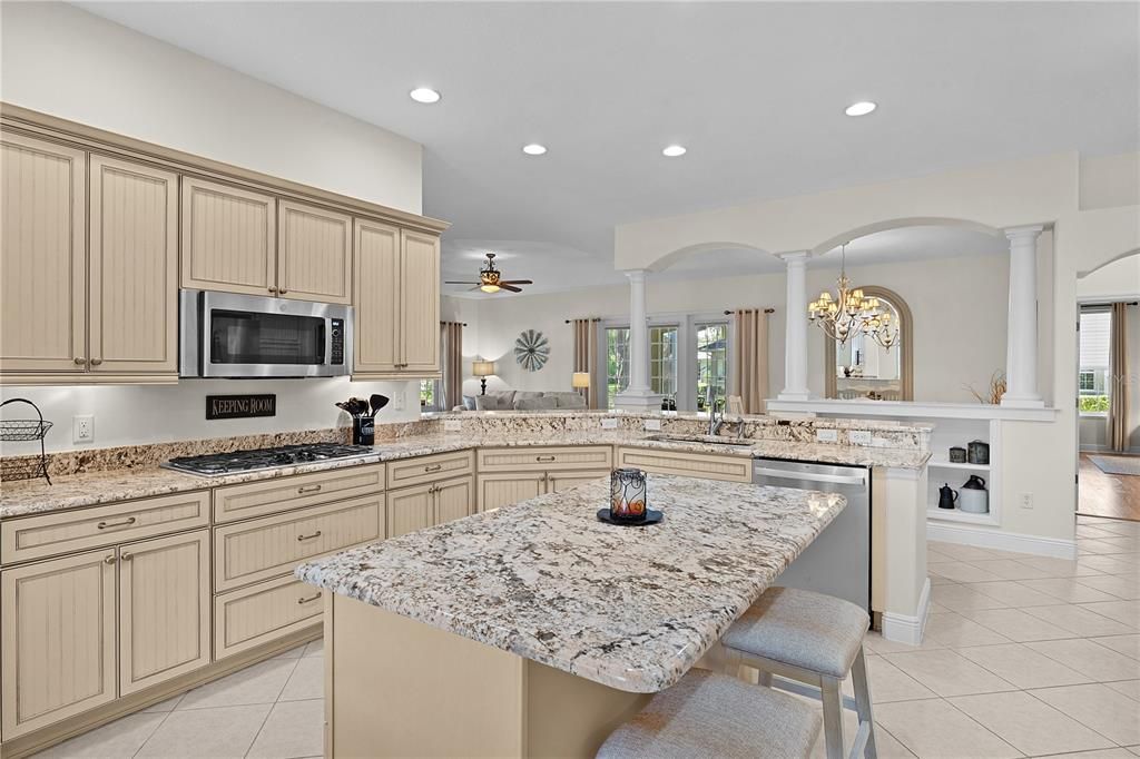 Chandelier, Interior, Kitchen, Recessed Lighting, Stainless Steel Appliances