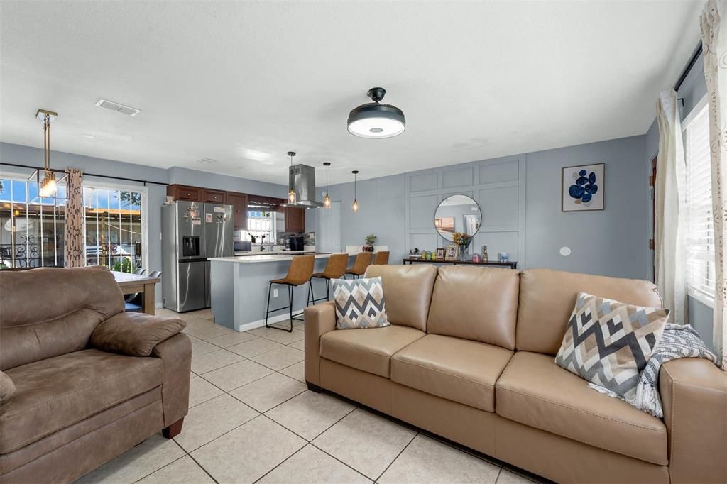 Dining room, Interior, Kitchen, Living room, Pendant Lights, Stainless Steel Appliances
