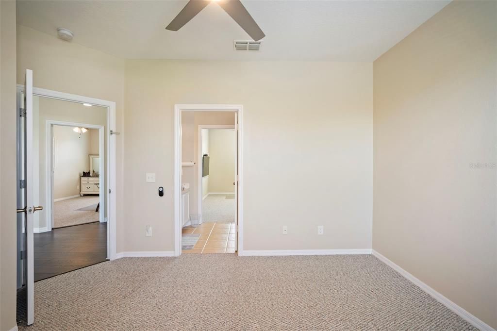 Bathroom, Empty room, Interior