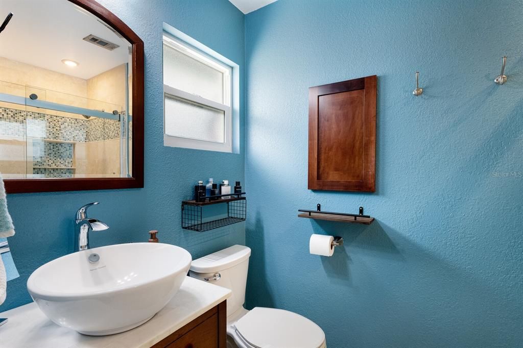 Bathroom, Interior, Recessed Lighting
