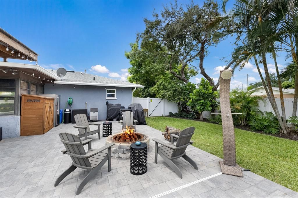 Backyard, Exterior