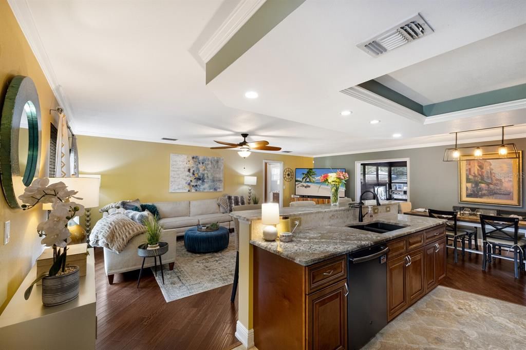 Dining room, Interior, Kitchen, Living room, Pendant Lights, Recessed Lighting, Wood Texture Flooring