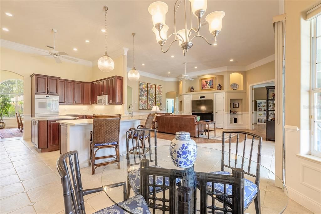 Chandelier, Dining room, Interior, Kitchen, Living room, Pendant Lights, Recessed Lighting