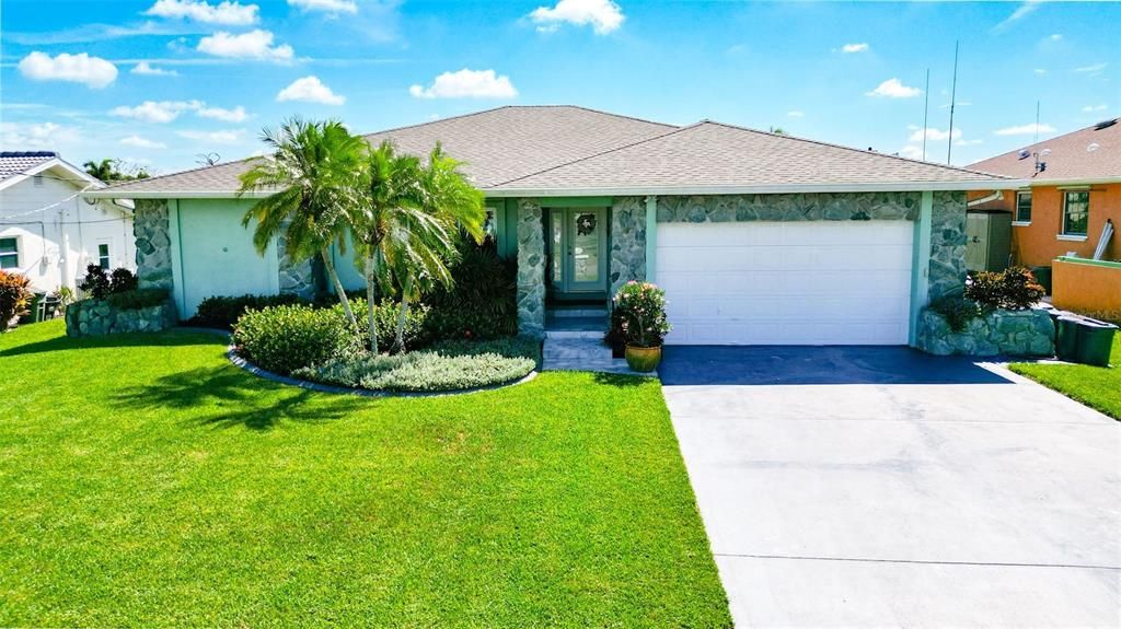 Attached, Backyard, Exterior, Facade, Ranch