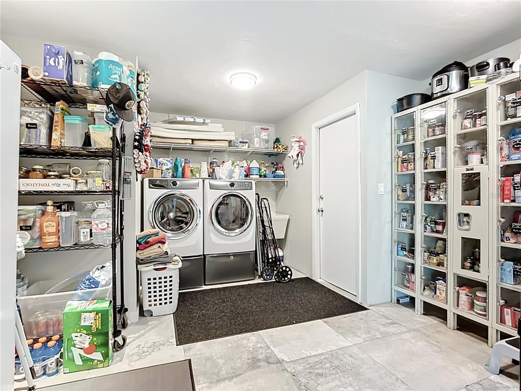 Interior, Washer