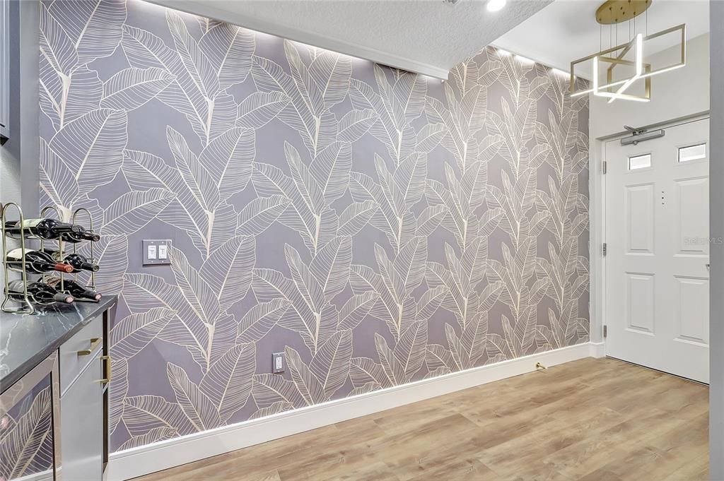 Interior, Pendant Lights, Recessed Lighting, Wood Texture Flooring