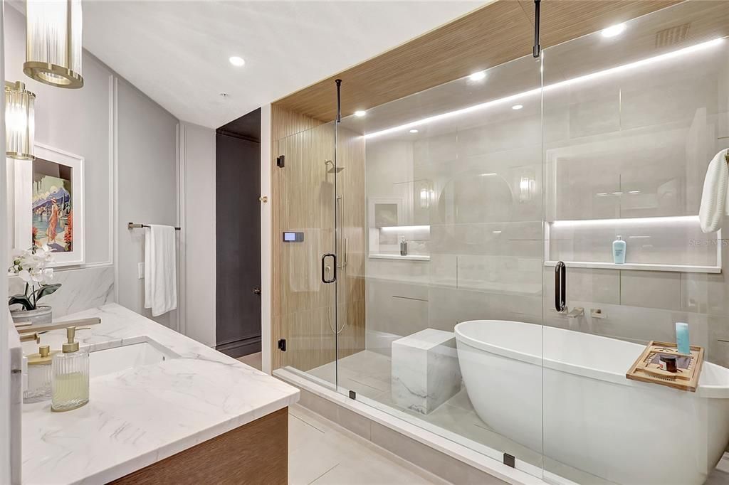 Bathroom, Free Standing Baths, Glass Shower, Interior, Recessed Lighting