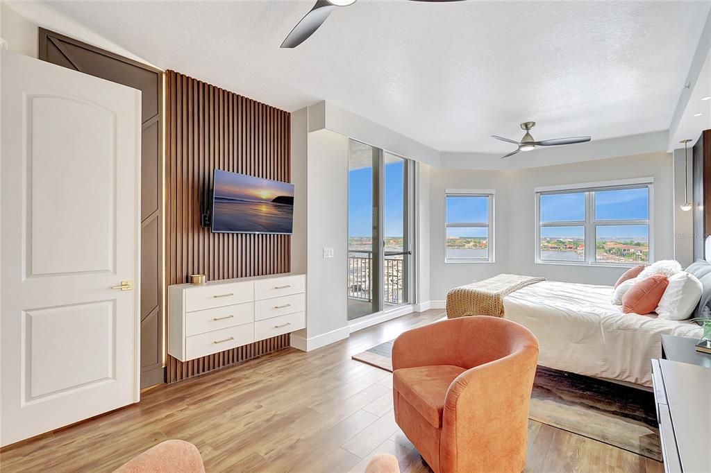 Bedroom, Interior, Water, Wood Texture Flooring