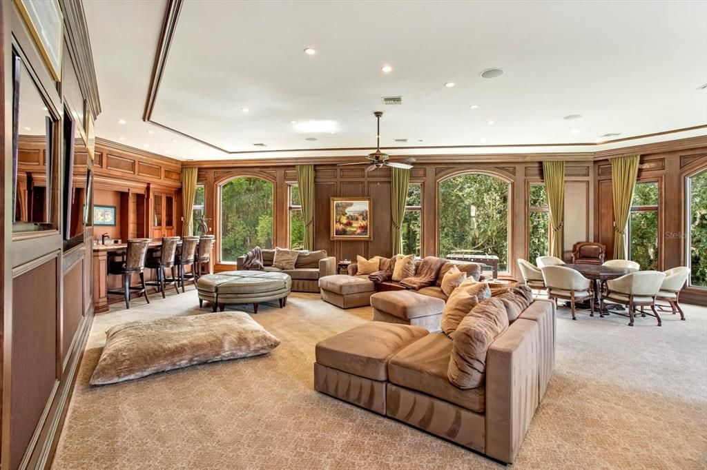 Dining room, Interior, Living room, Pendant Lights, Recessed Lighting