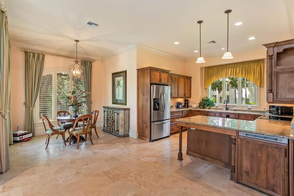 Dining room, Interior, Kitchen, Pendant Lights, Recessed Lighting, Stainless Steel Appliances