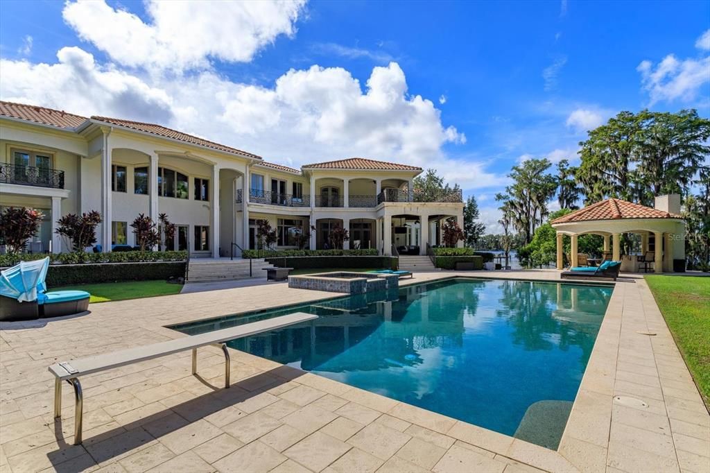 Exterior, Pool