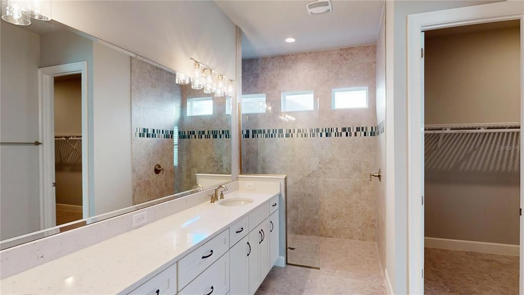 Bathroom, Interior, Recessed Lighting
