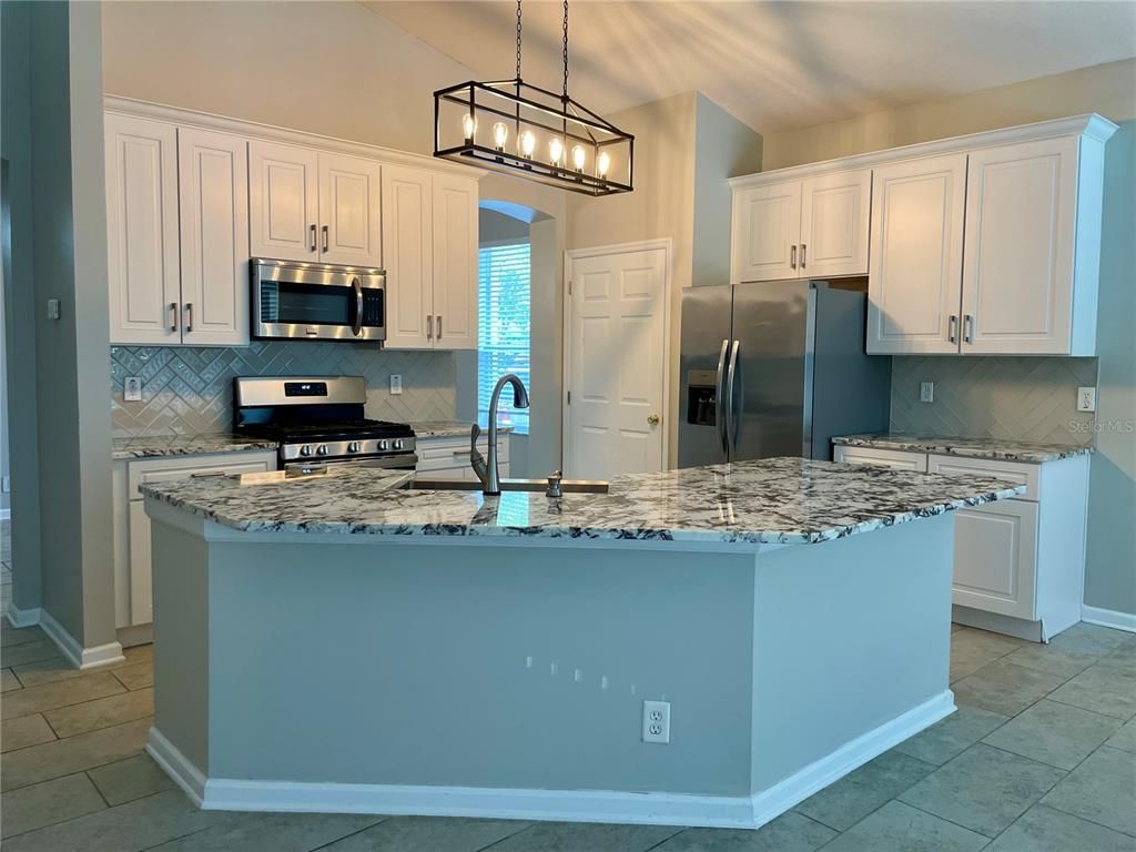 Interior, Kitchen, Pendant Lights, Stainless Steel Appliances
