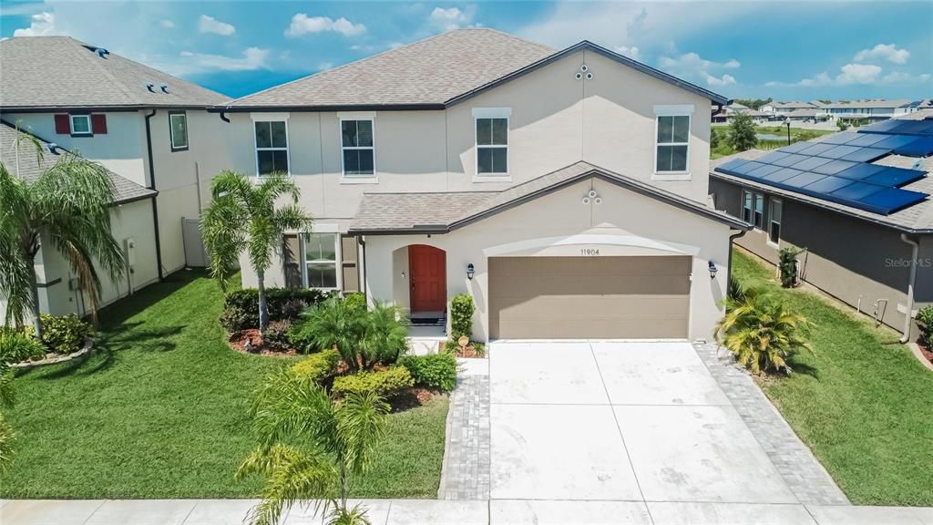 Attached, Exterior, Facade, Solar Panels, Modern