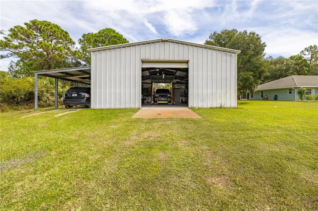 Backyard, Exterior