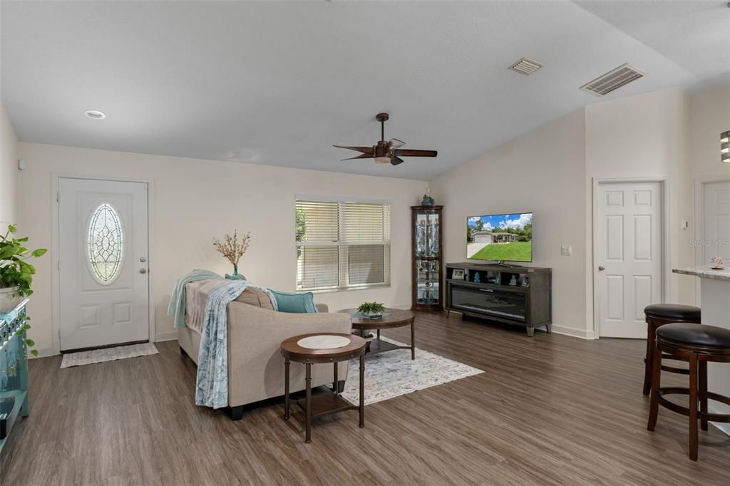 Interior, Living room, Recessed Lighting, Wood Texture Flooring