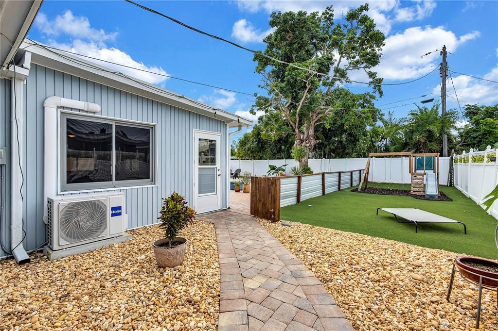 Backyard, Exterior