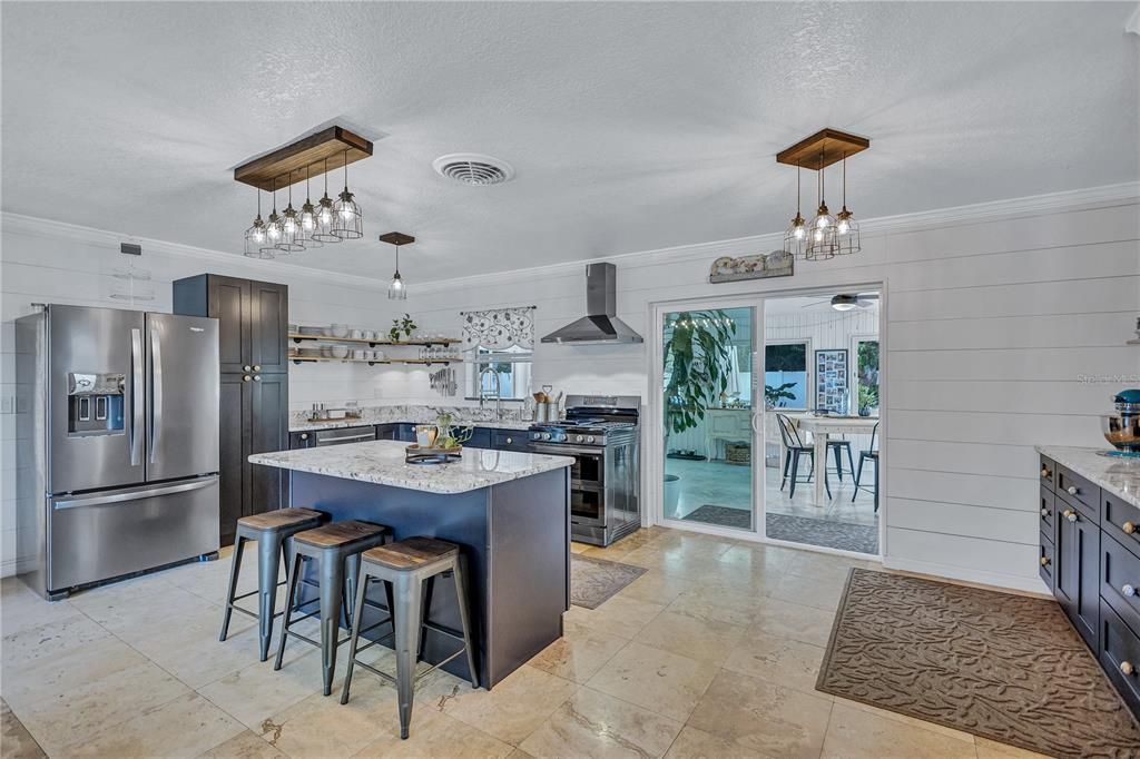 Interior, Kitchen, Pendant Lights, Stainless Steel Appliances