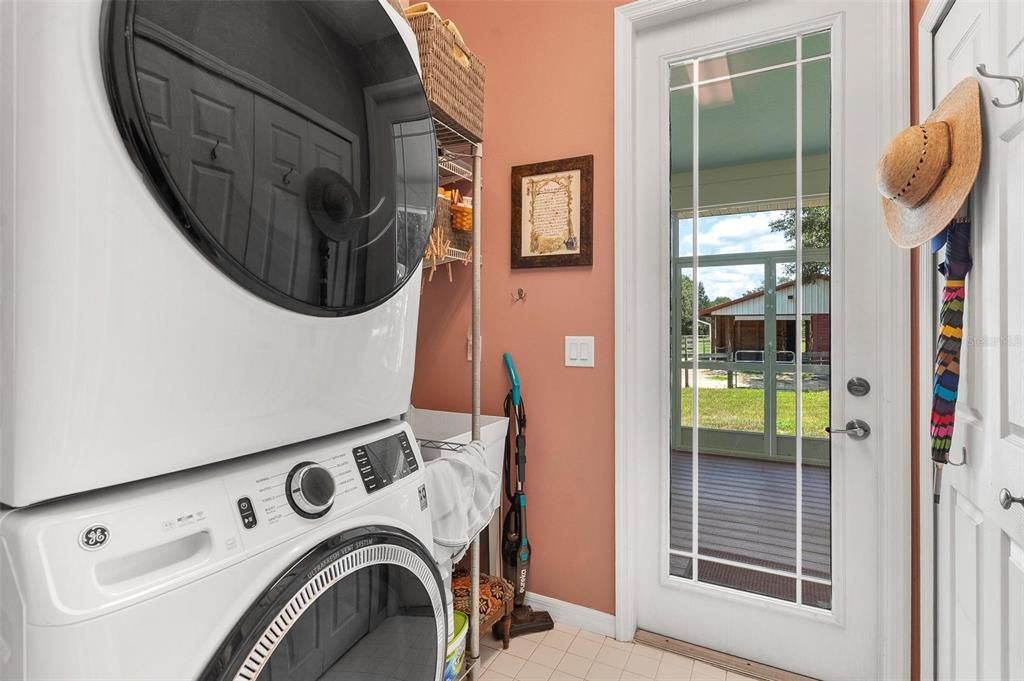 Interior, Utility Closets, Washer