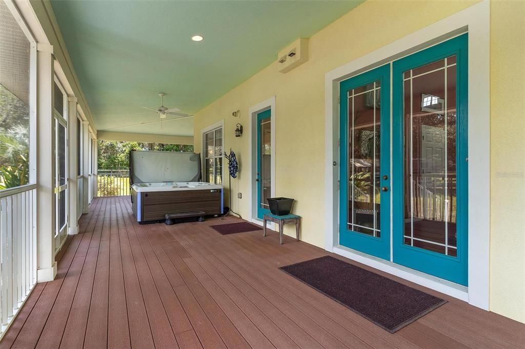 Exterior, Hot Tub, Recessed Lighting