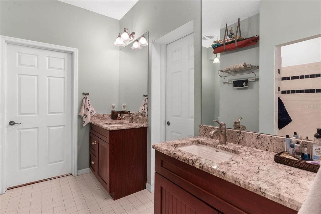 Bathroom, Dual Sink Vanities, Interior