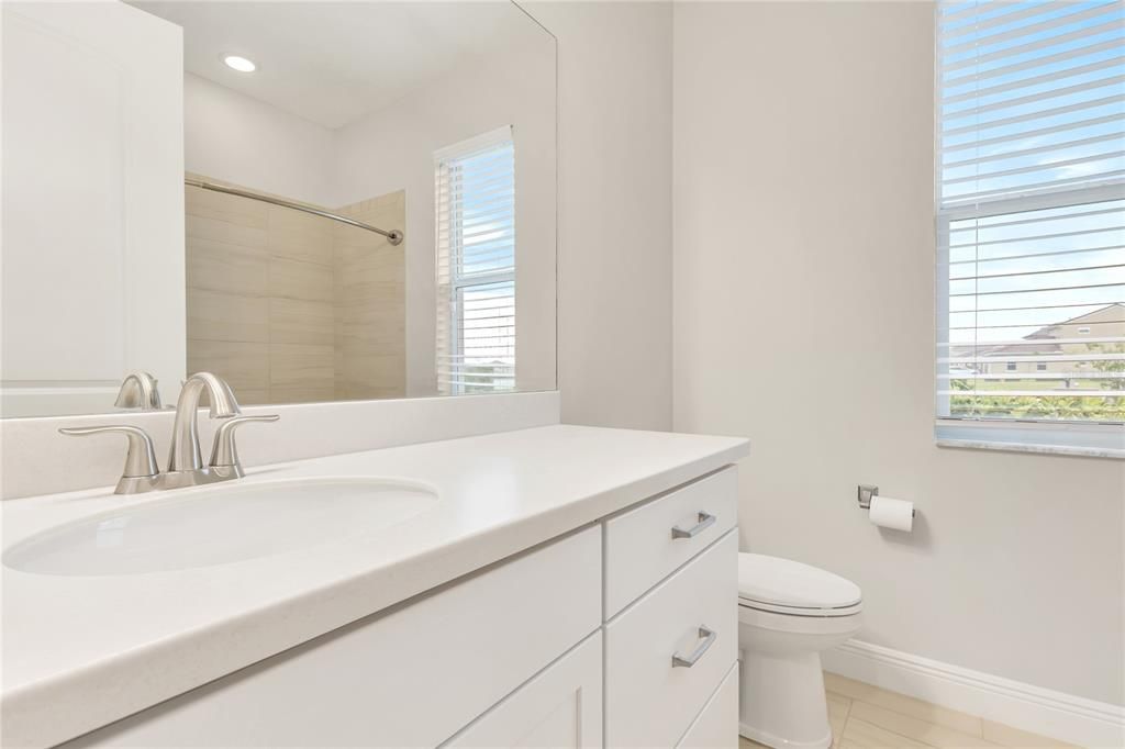 Bathroom, Interior, Recessed Lighting