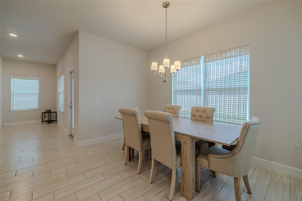 Chandelier, Dining room, Interior, Recessed Lighting, Wood Texture Flooring