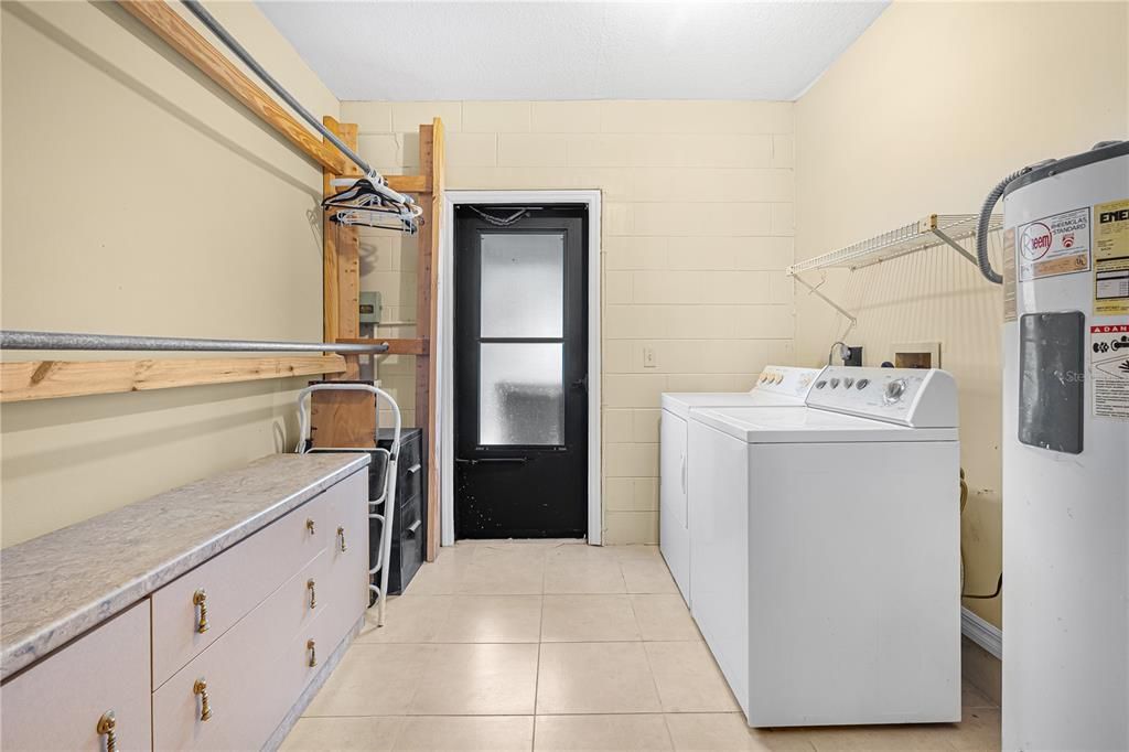 Interior, Washer
