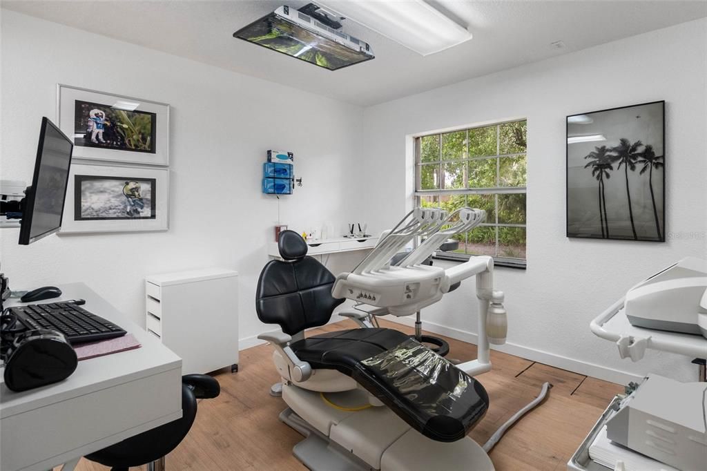 Fitness Equipment, Home Office, Interior, Wood Texture Flooring