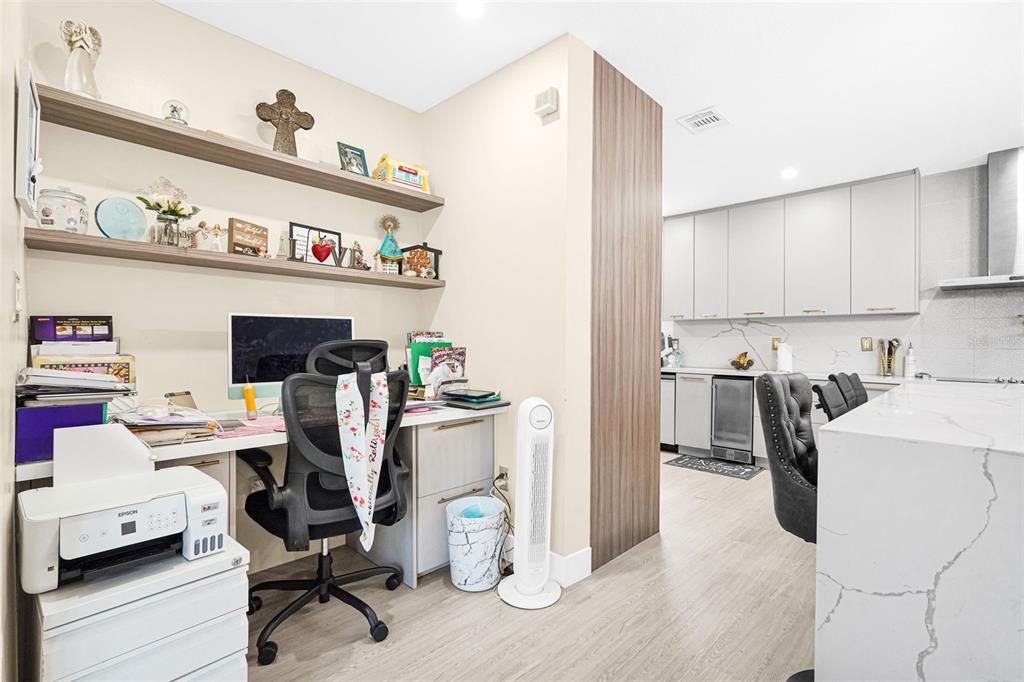 Home Office, Interior, Recessed Lighting, Wood Texture Flooring